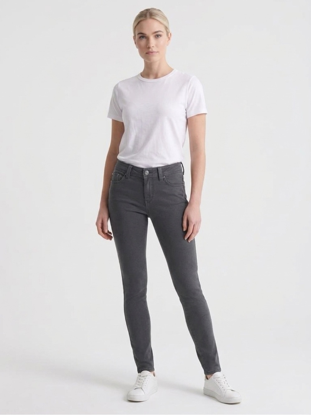 GUESS Women's Charcoal Skinny Stretch Pants